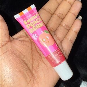 Bath and body works snowy peach berry lipgloss